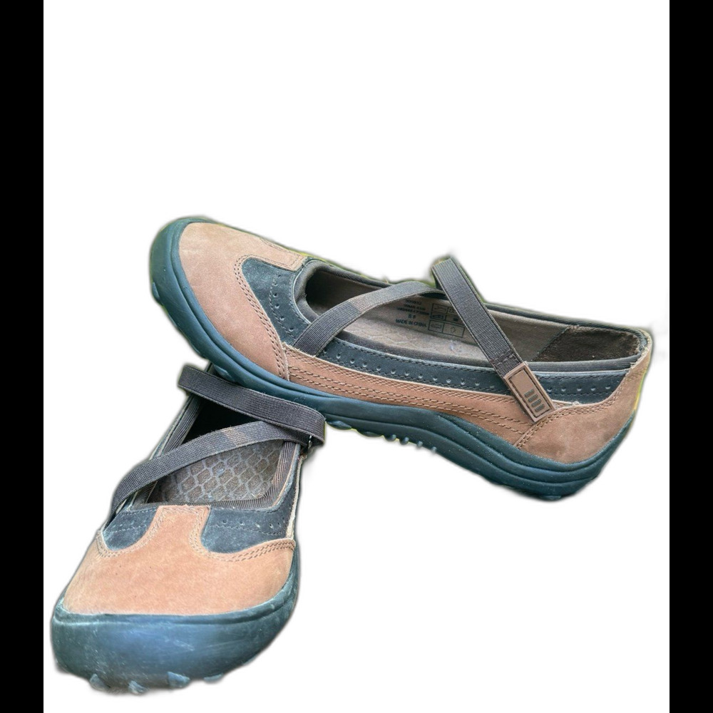Lands End Women's Terrain Z Strap Brown Leather Mary Janes size 6.5 B